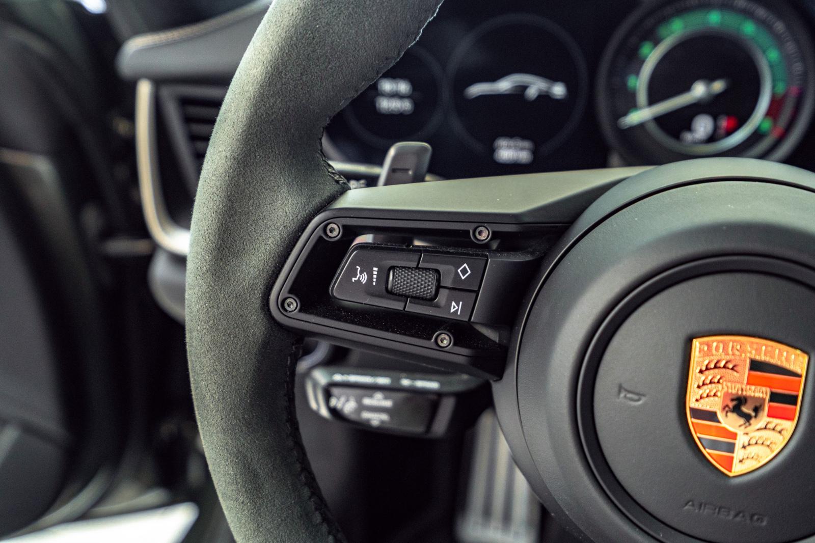 Porsche 911 Turbo 50 Jahre*Carbondach*Heritage*Burm*360°