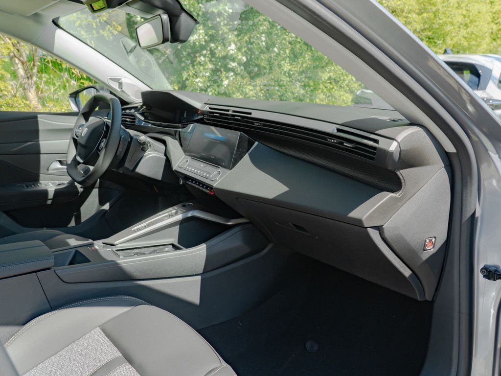 Peugeot 308 - Bild 8