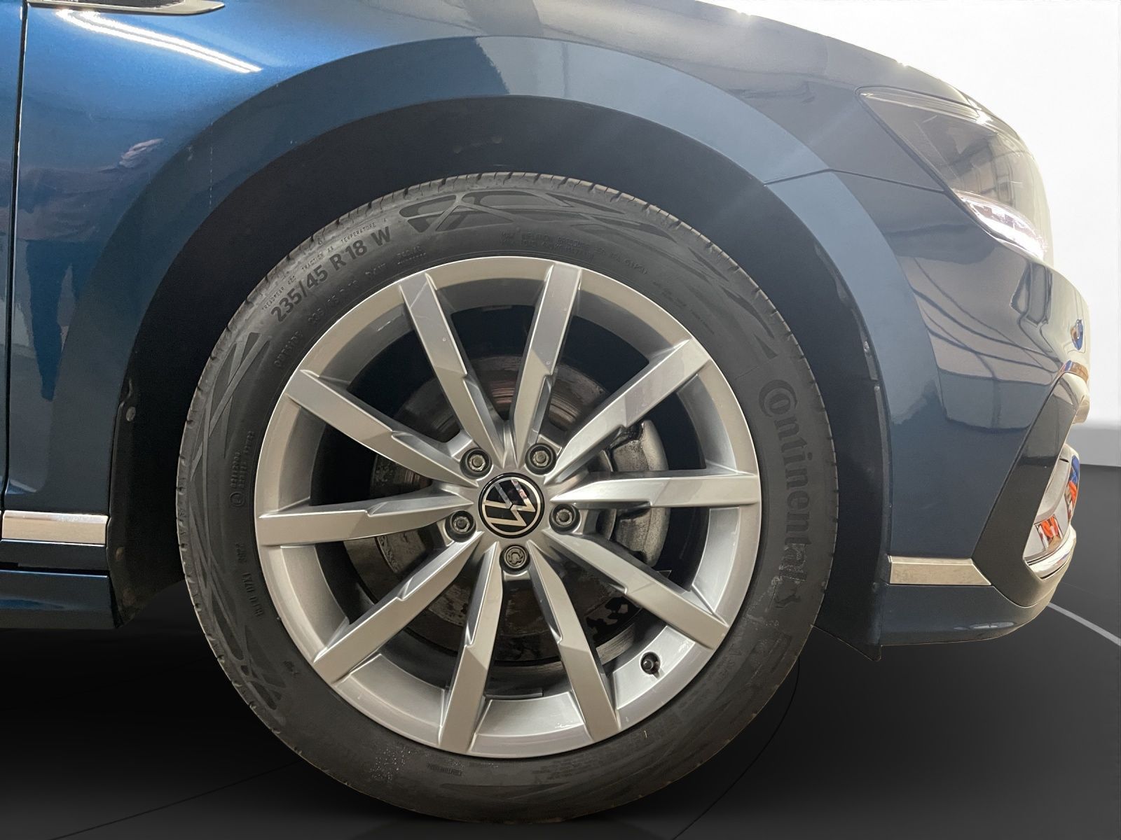 Volkswagen Passat Variant - Bild 15