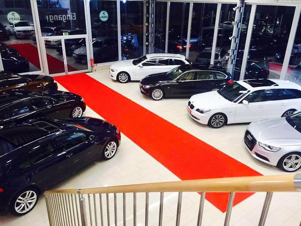 showroom-image-top
