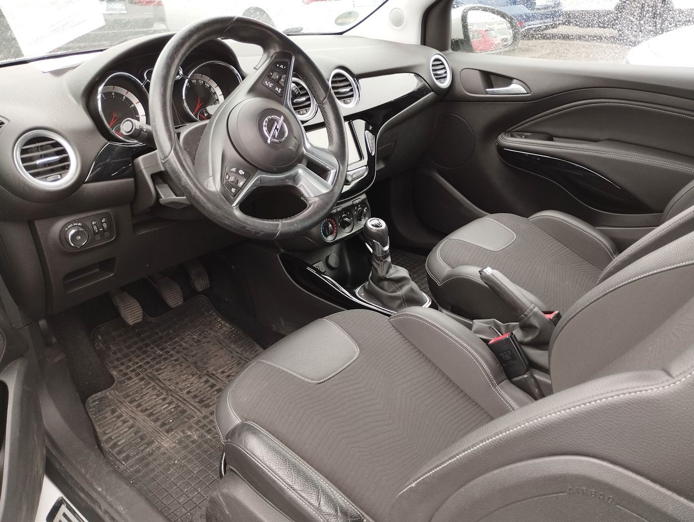 Fahrzeugabbildung Opel Adam 1.4 Open Air Faltdach IntelliLink SHZ+LHZ