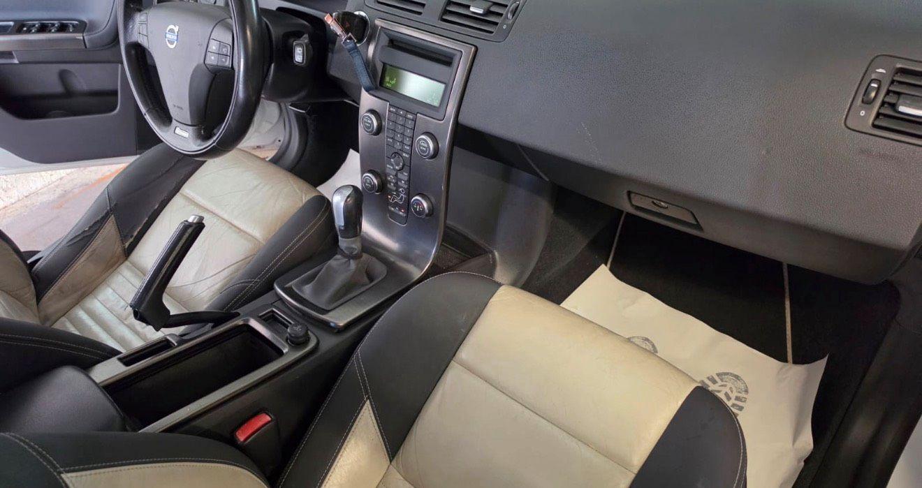 Volvo V50 2009 — photo 9