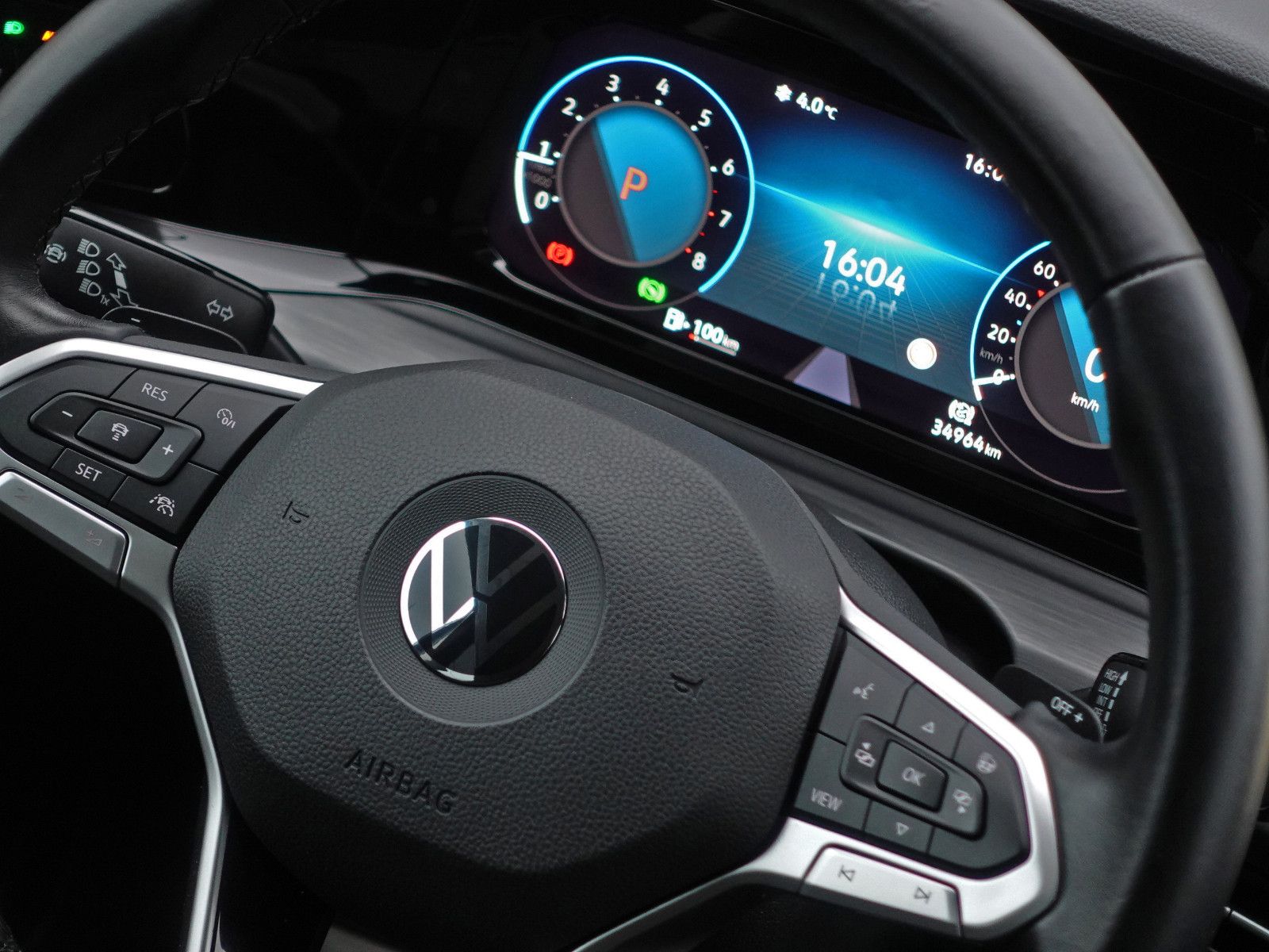 Fahrzeugabbildung Volkswagen Golf 2.0 TSI DSG 4MOTION Style IQ.Light Assist.