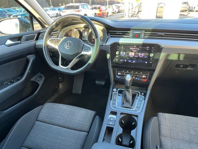 Passat Variant Business 1.5TSI DSG Navi*ACC*AHK!