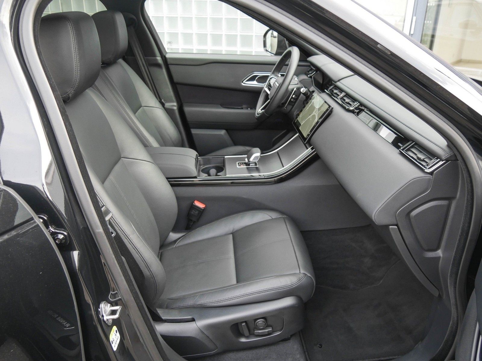 Land Rover Range Rover Velar D300 Dynamic SE Black Pack - 2 imagem 3