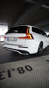 Volvo V60 D4 AWD Geartronic R Design Polestar Edition - Volvo V60 Edition mit Diesel-Antrieb