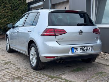 Volkswagen Golf - 3