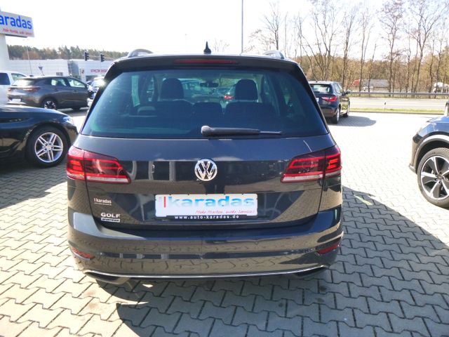 Fahrzeugabbildung Volkswagen Golf Sportsvan VII TSI >NAV/KAM/SHZ/PDC<