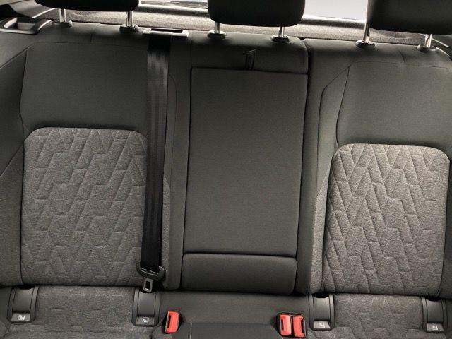 Volkswagen Golf VIII 1.0 eTSI DSG Move Navi,AHK,Pano, миниатюра 17
