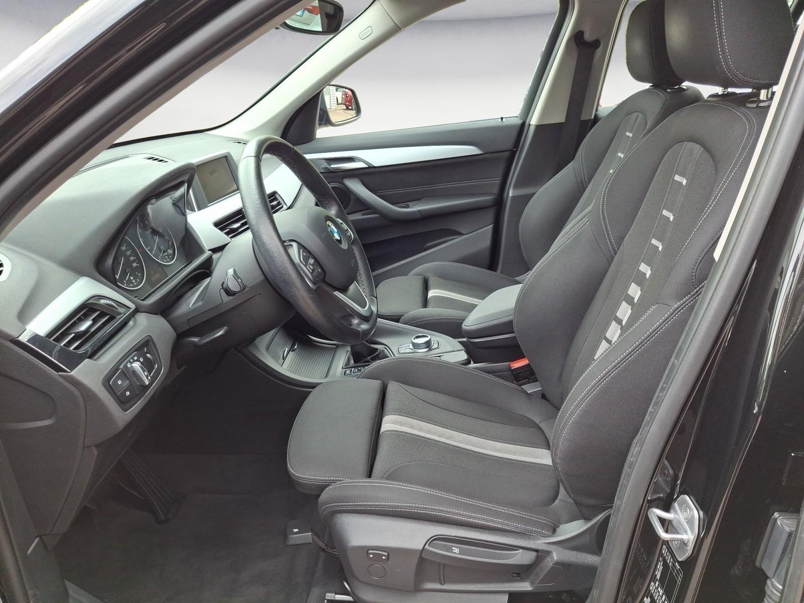 BMW X1 xDrive20i A Advantage Aut. Klimaaut. PDC