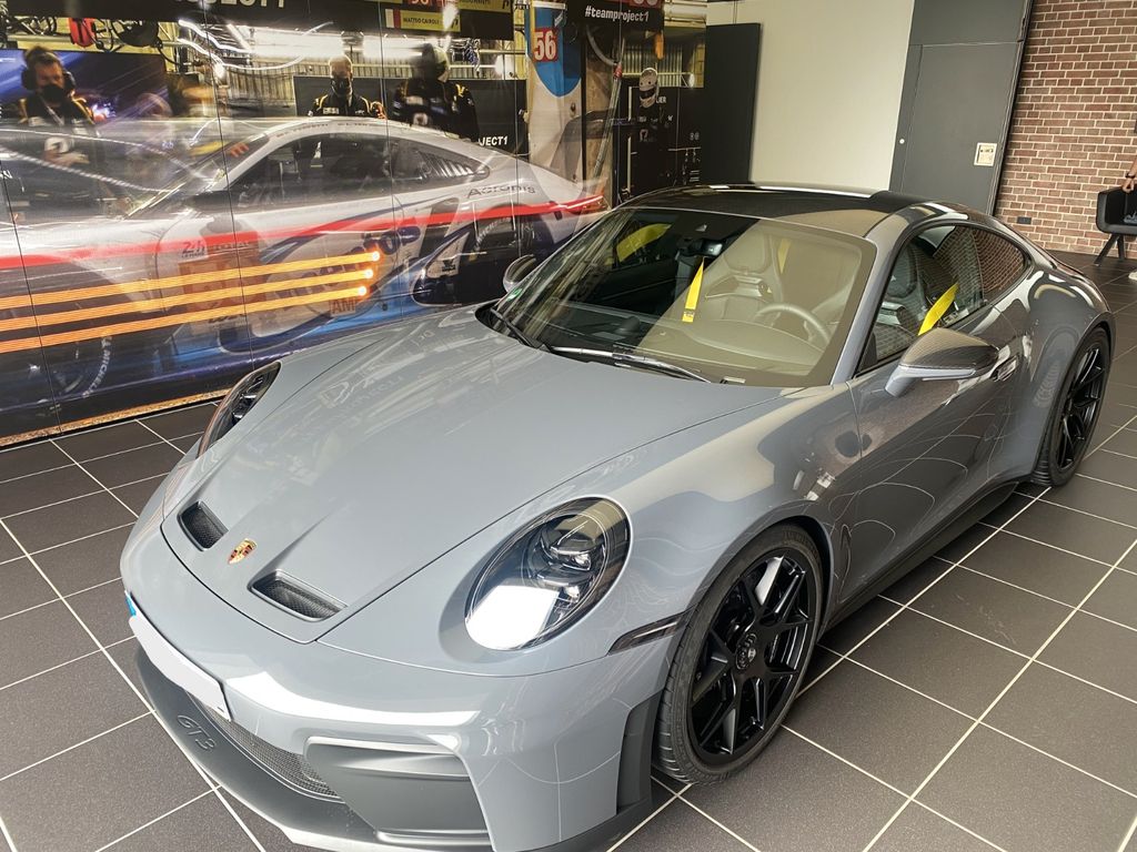 Image of Porsche 992