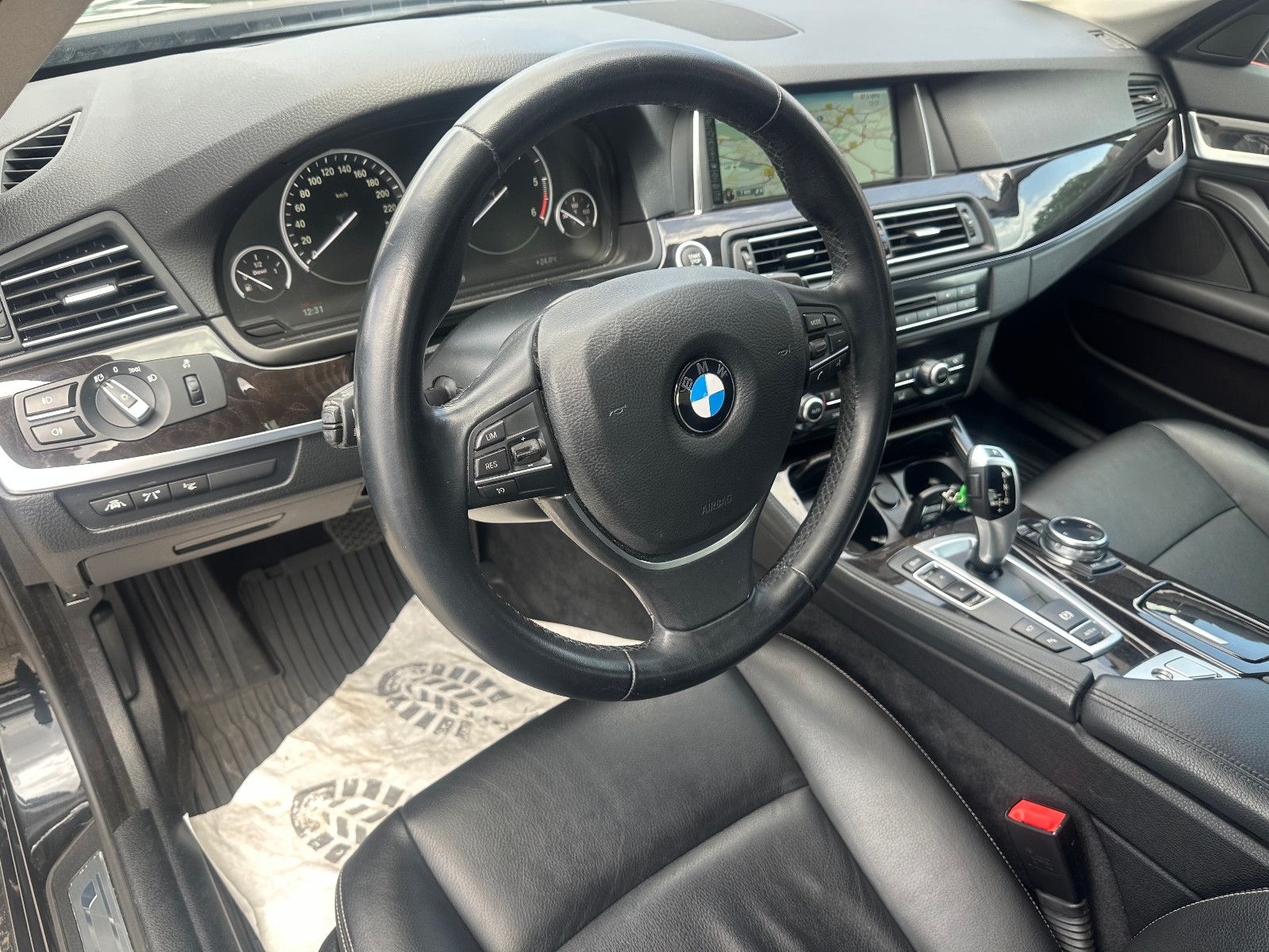 Fahrzeugabbildung BMW 535 d LUXURY*HEAD-UP+LEDER*