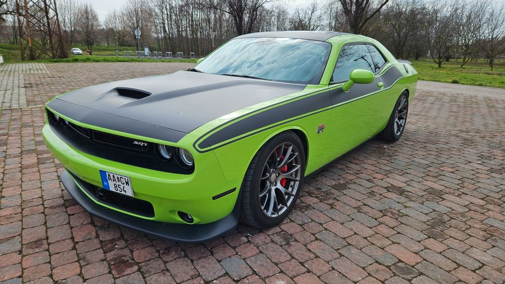 Dodge Challenger