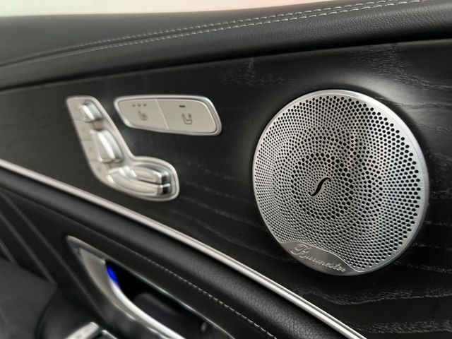 Mercedes-Benz E 63S AMG 4M+ *Pano*Perfor.Sitz*Wides*Burmester*