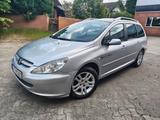 Peugeot 307 1.6 SW Quiksilver*Klima*Panorama*PDC*7-Sitze - Peugeot 307: Sitz