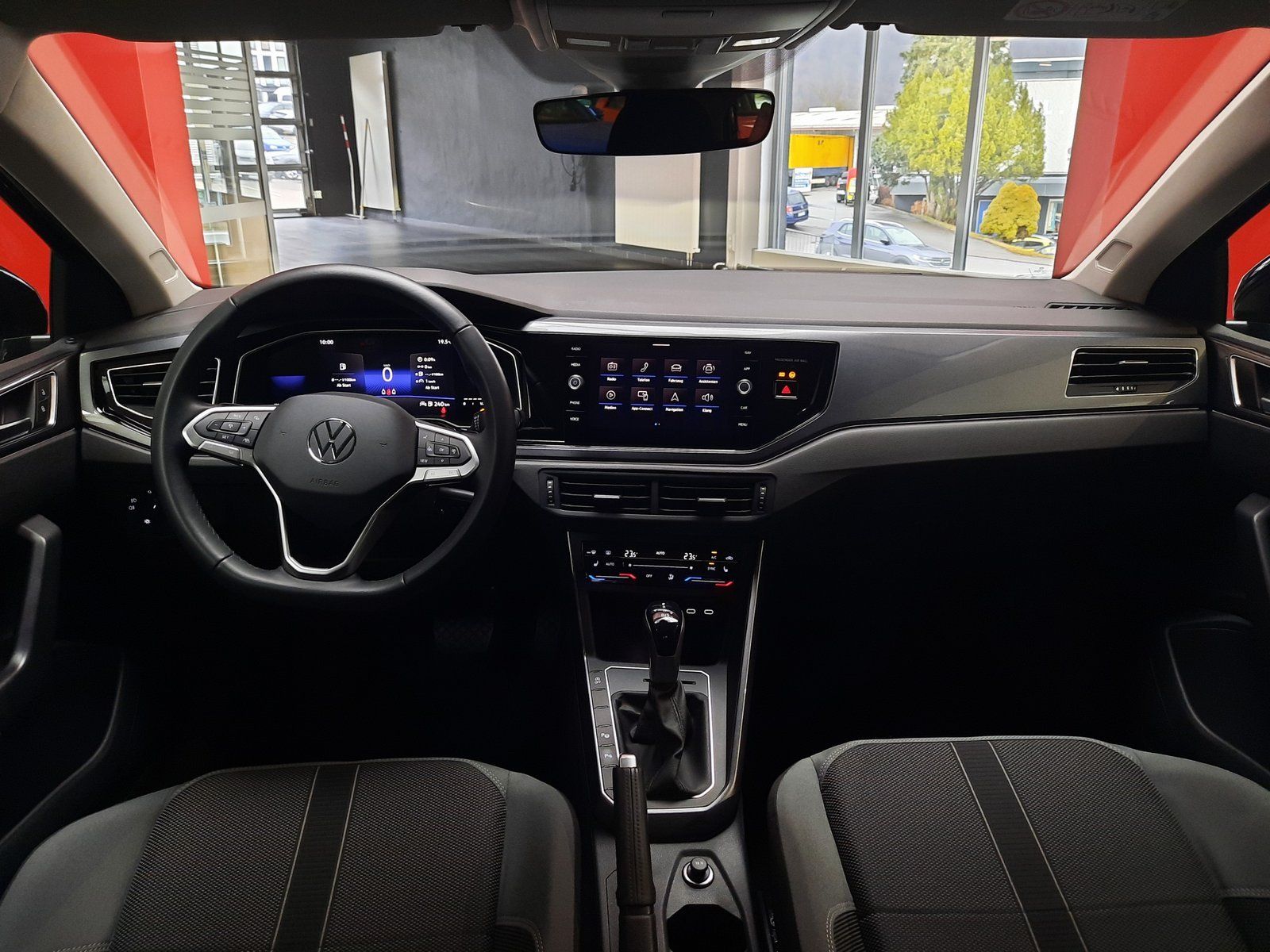 Fahrzeugabbildung Volkswagen Polo Style TSI DSG *AHK*LED*Sitzhzg*PDC*AppC*