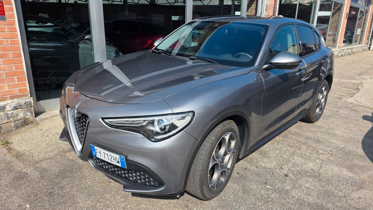 Alfa-Romeo Alfa Romeo Stelvio 2.2 Turbodiesel 160 CV AT8 RW