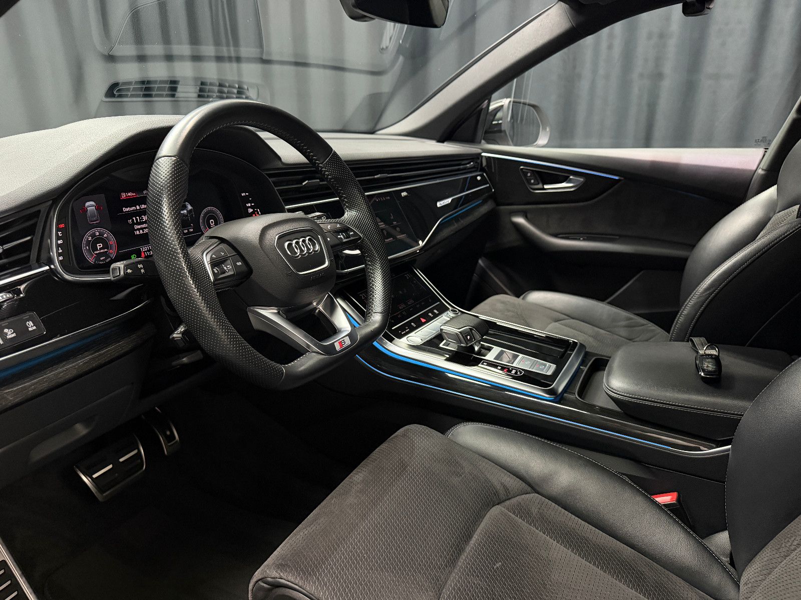 Fahrzeugabbildung Audi Q8 50 TDI quattro |MATRIX|AHK|LUFT