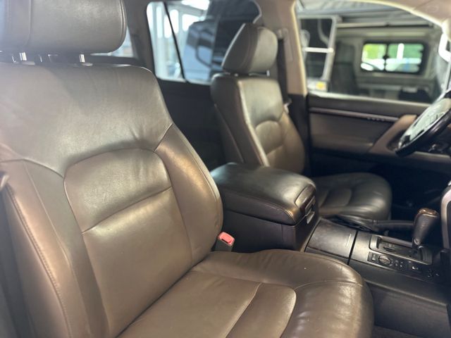 Toyota Land Cruiser 200 Executive