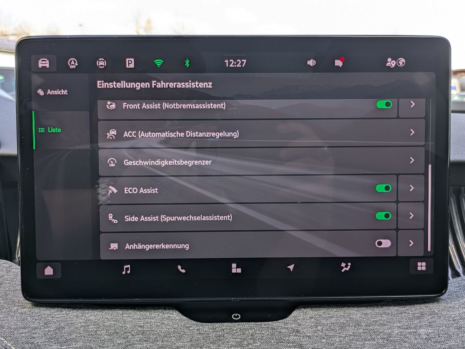 Fahrzeugabbildung SKODA Superb 2.0 TDI 4x4 Selection MATRIX*AHK*PANO*19"