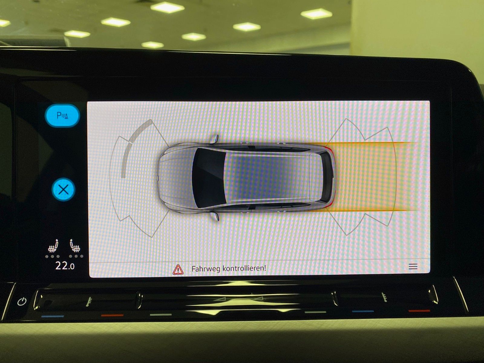 Fahrzeugabbildung Volkswagen Golf 1.5 eTSI DSG Life Variant+GARANTIE bis 2028