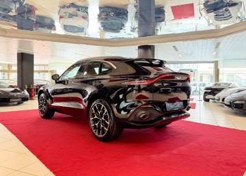 صورة 6 لـ 2023 Aston Martin DBX