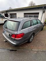 Mercedes-Benz E 300 E T-Modell  BlueTec Hybrid - gebrauchte Mercedes-Benz E 300 aus dem Jahr 2015
