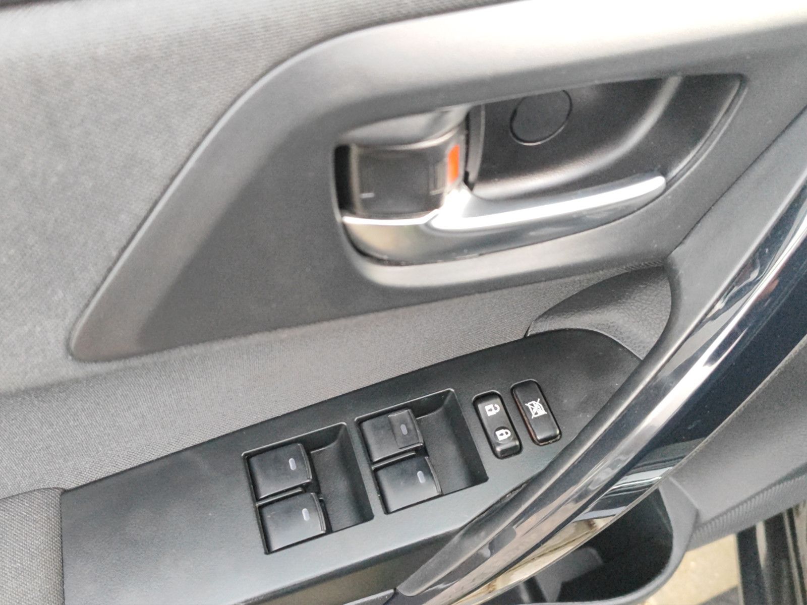 Fahrzeugabbildung Toyota Auris Edition-S+*Tempo*Blth*Klima*SitzHZ*Kamera*