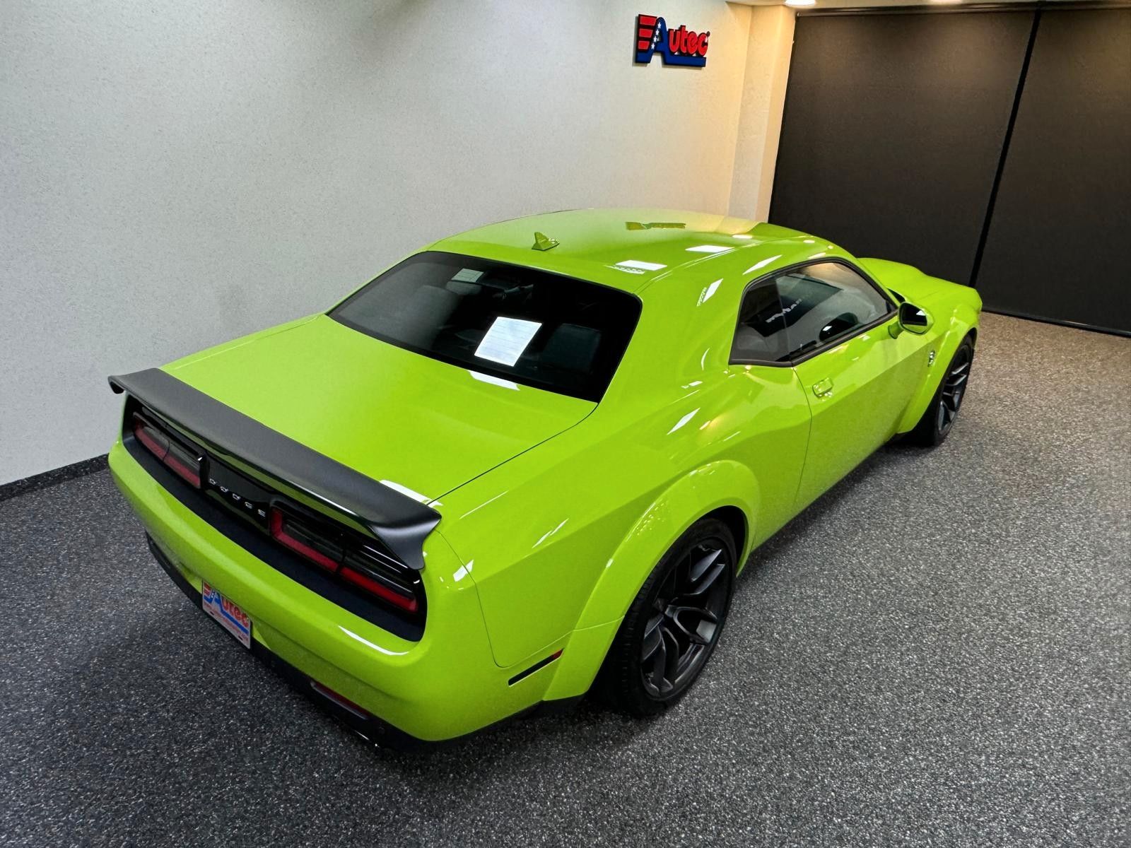 Fahrzeugabbildung Dodge HELLCAT JAILBREAK -LAST CALL-CARBON-FAHRWERK