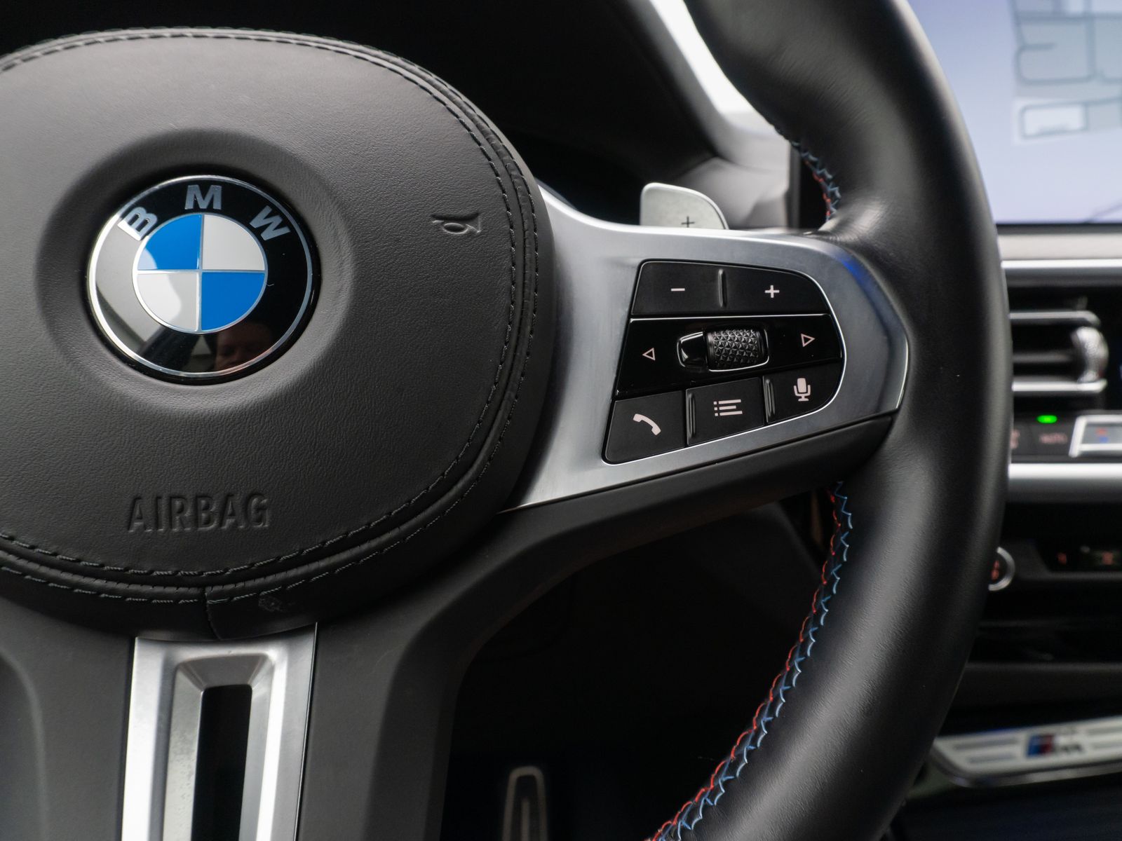 Fahrzeugabbildung BMW X3 M40i 360°Laser HUD DAB HiFi WLAN Komfort AHK
