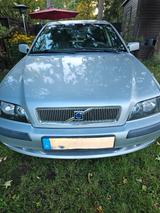 Volvo S40 2.0 LPG+Benzin - silberne Volvo S40