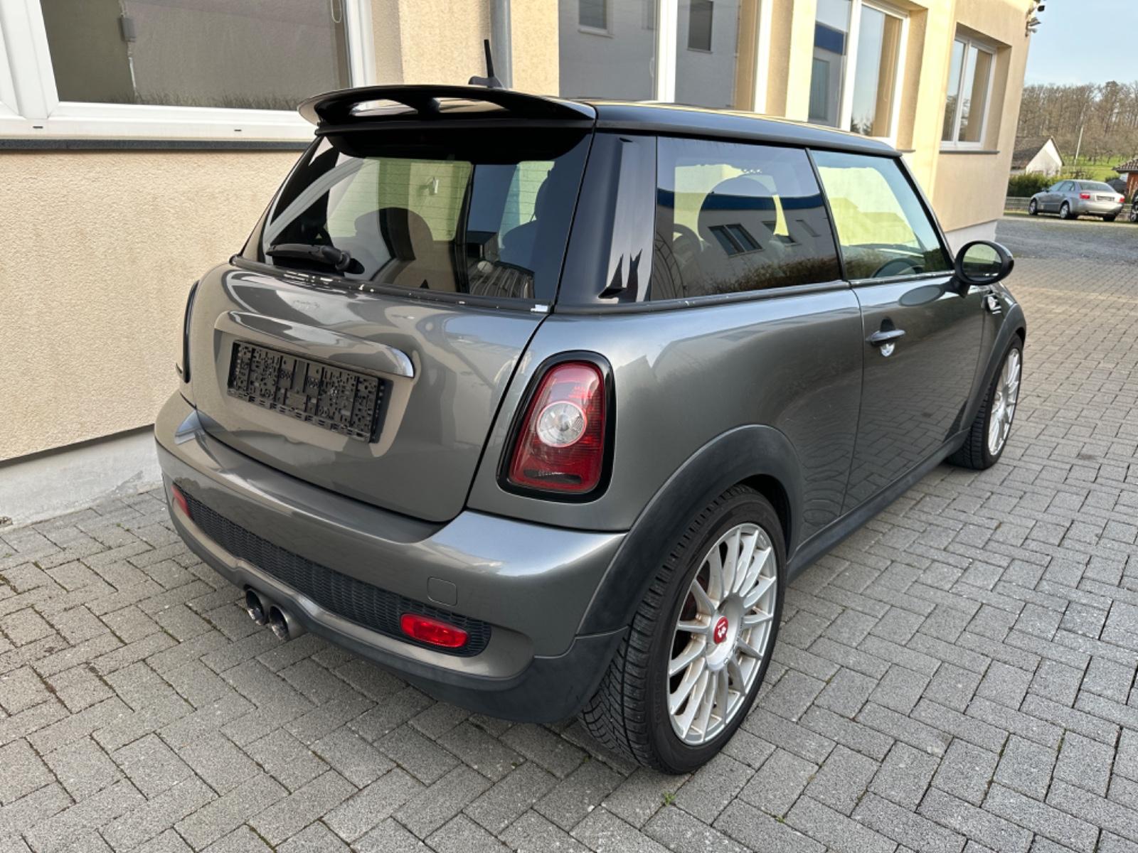 MINI Cooper S R56 PANO XENON LEDER Motorproblem