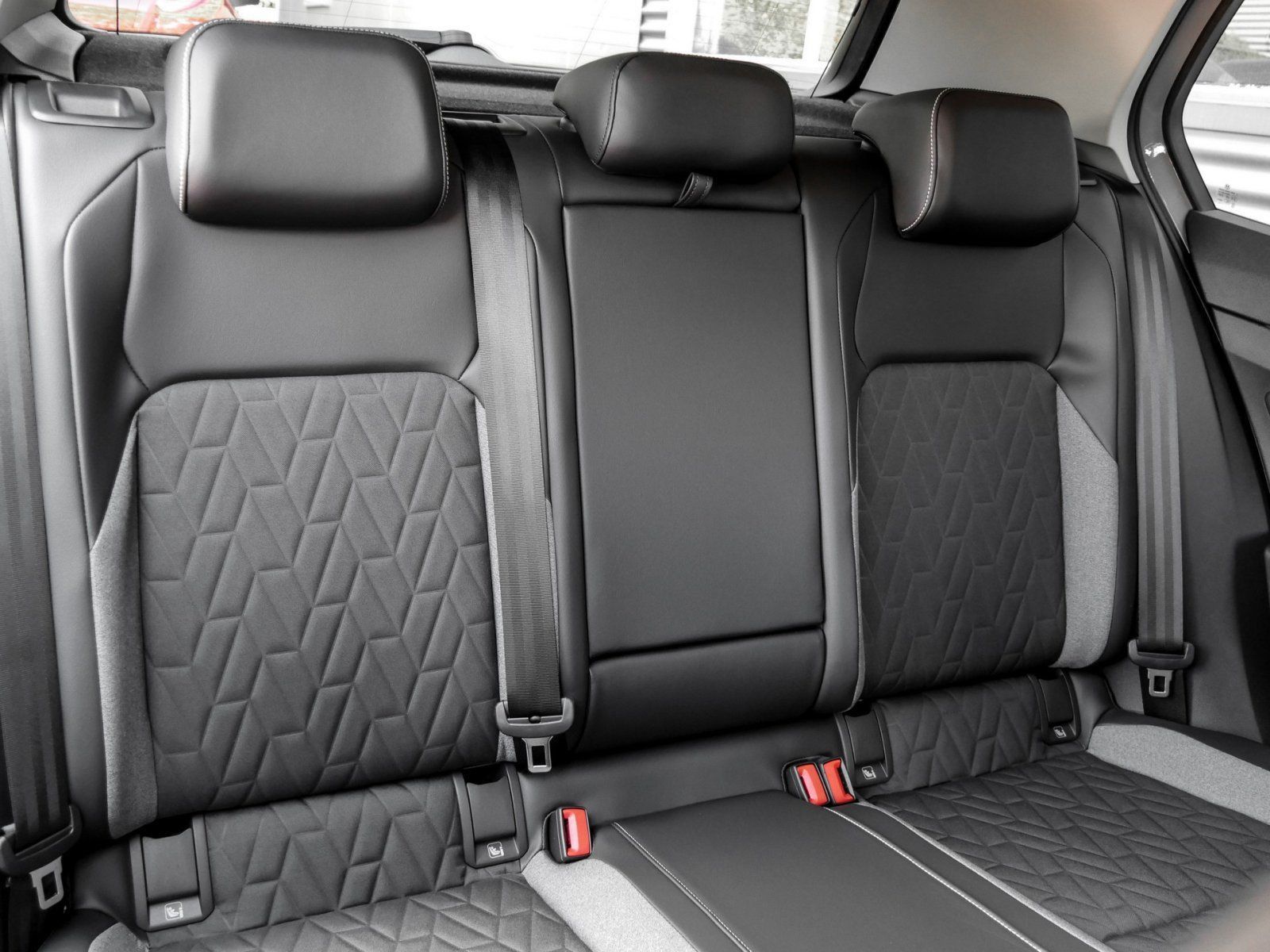 Volkswagen Golf - Bild 4