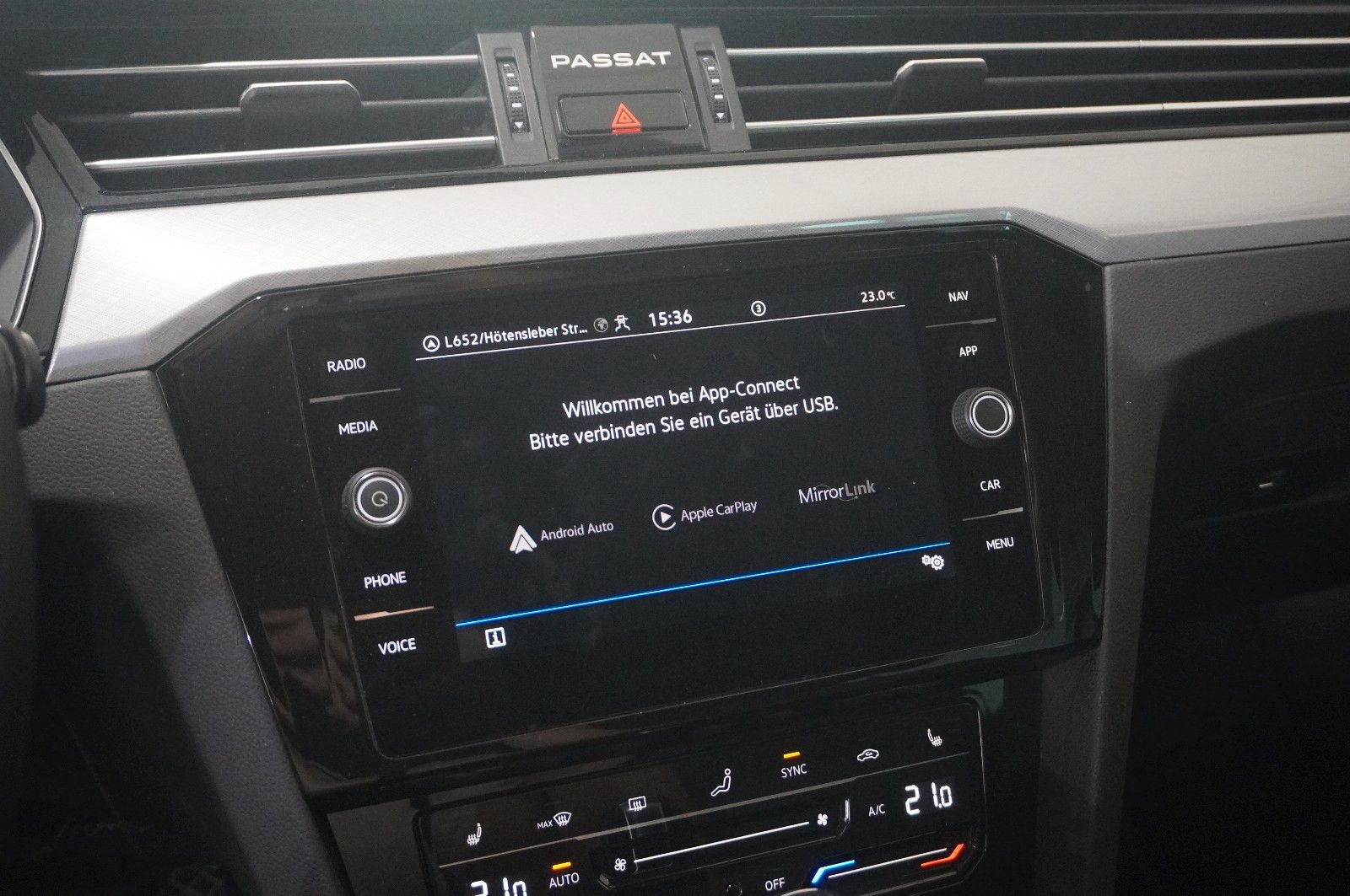 Fahrzeugabbildung Volkswagen Passat Var. 2.0D BUSINESS DSG NAVI/LED/KAMERA/SH