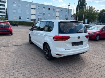 Volkswagen Touran - 7