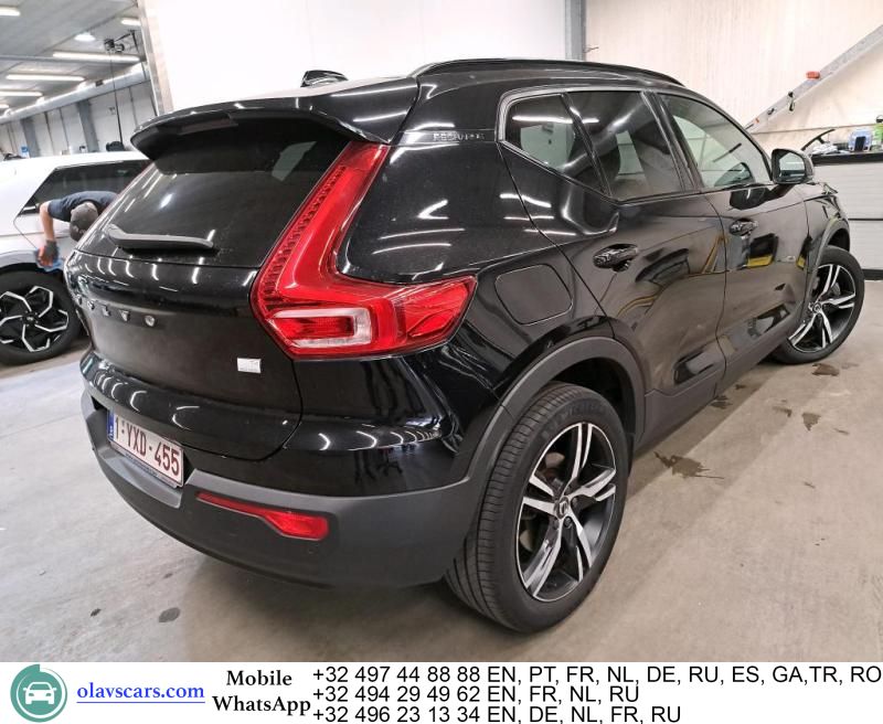 Volvo XC 40 T4 Recharge R-Design Pano Aut. LED Harman imagem 2