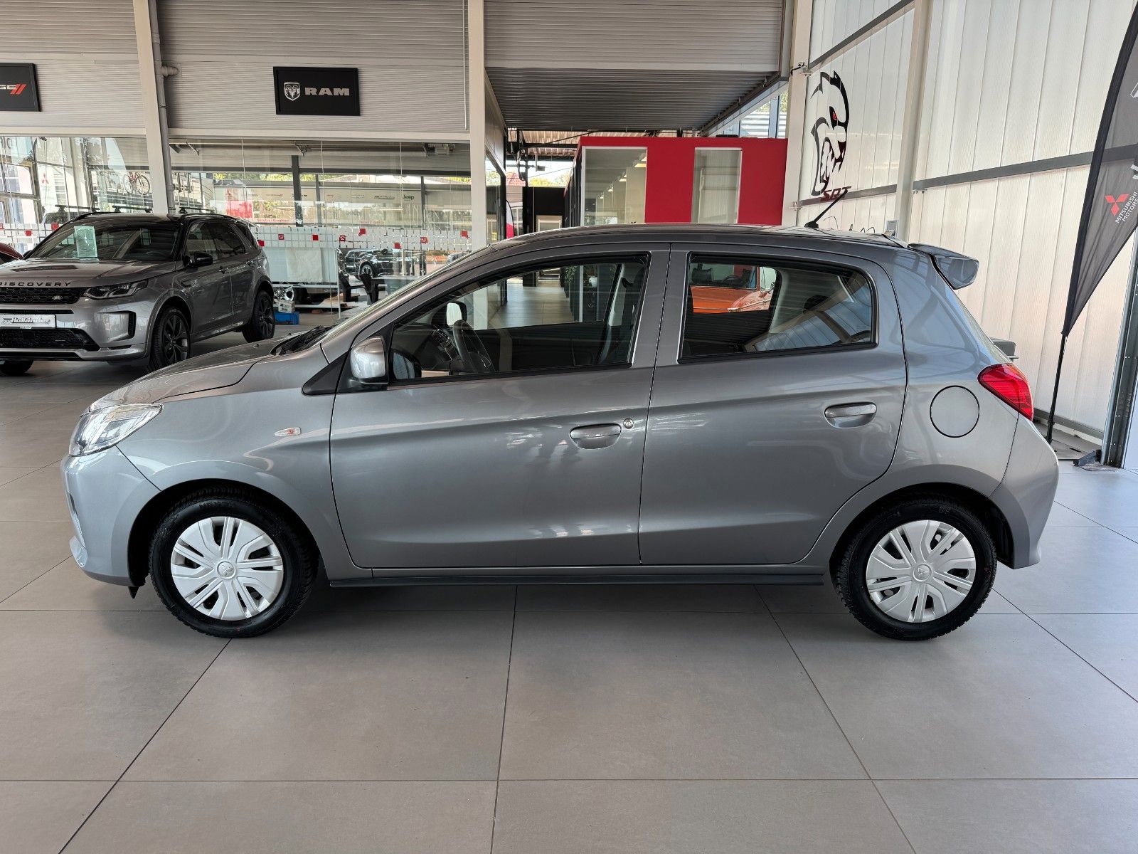 Fahrzeugabbildung Mitsubishi Space Star 1.2 Spirit  "Ganzjahresreifen Klima"