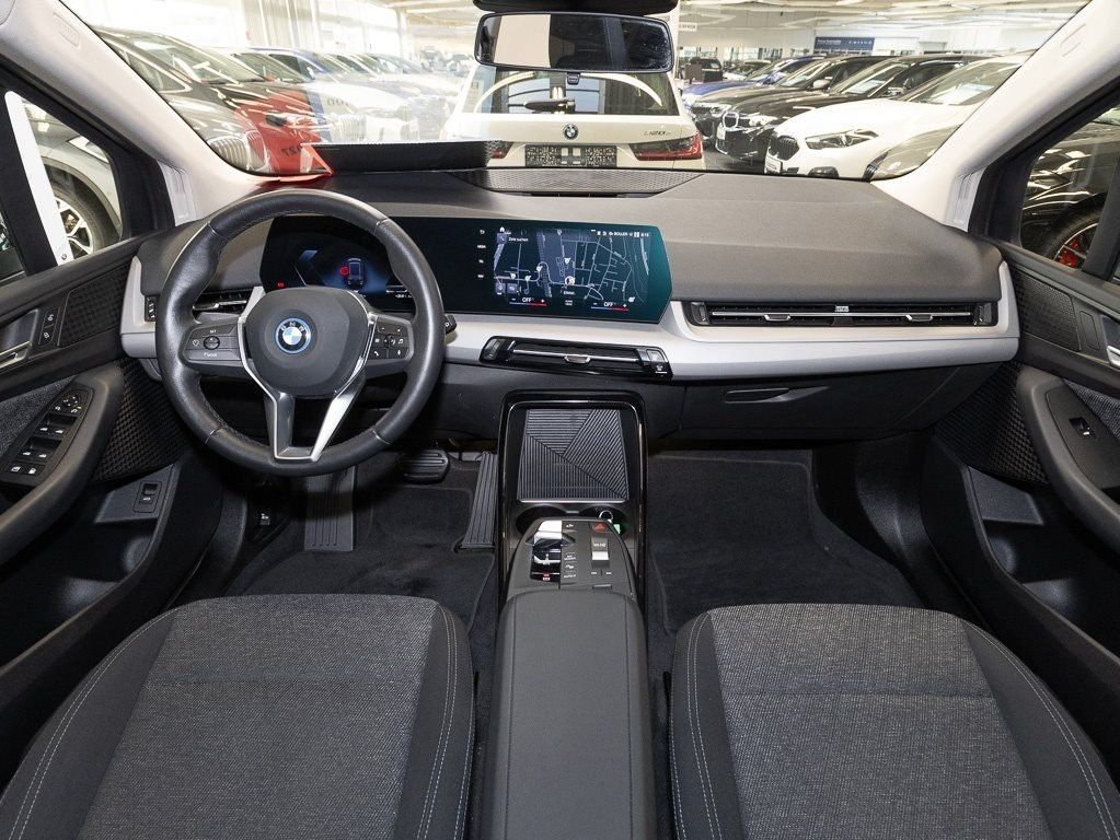 BMW 225 Active Tourer - Bild 12