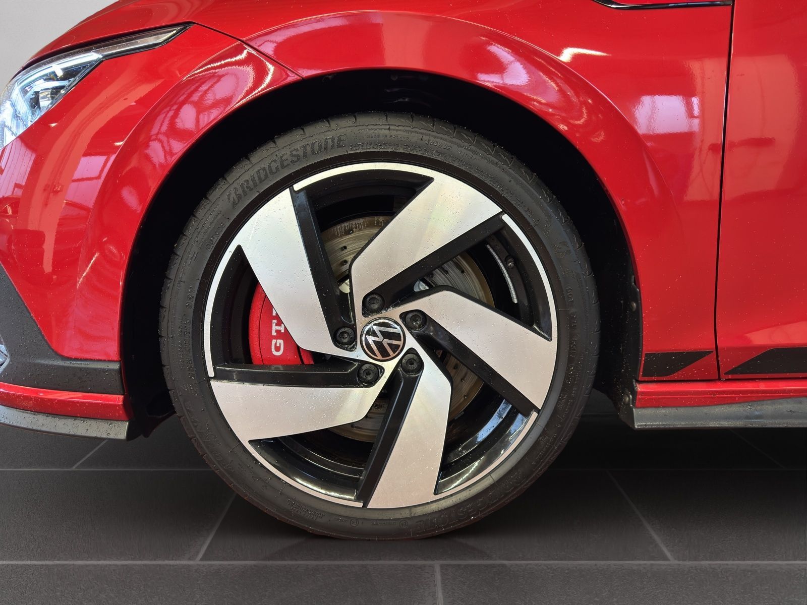 Volkswagen Golf - Bild 9