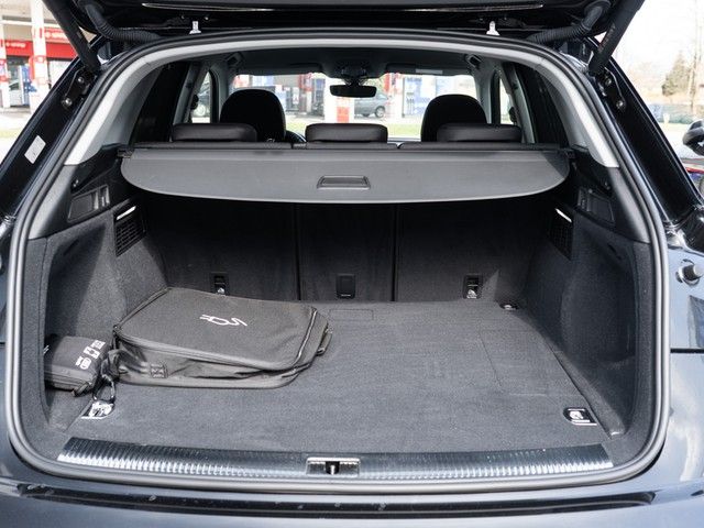 Q5 50 TFSI e quattro MATRIX+NAVI+RFK+STANDKLIMA