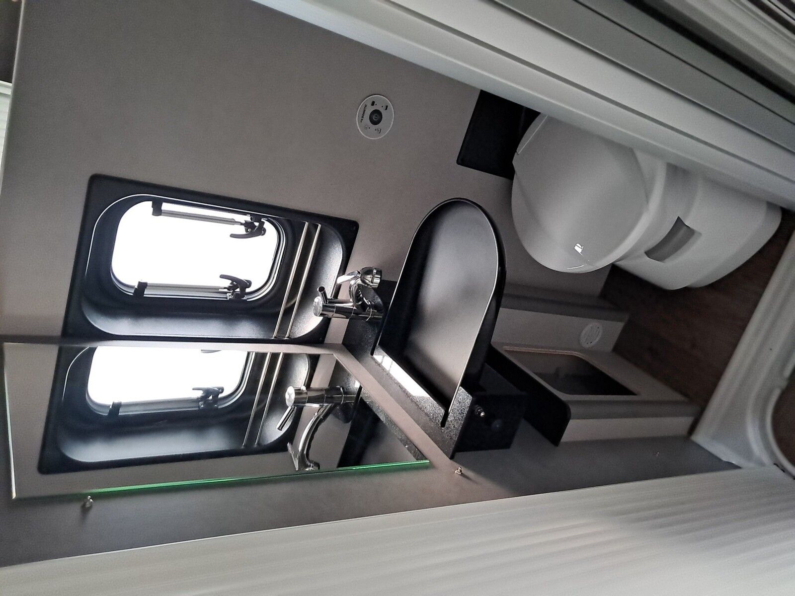 Fahrzeugabbildung Pössl Summit Shine 600 LR Citroen 180 PS Autom.