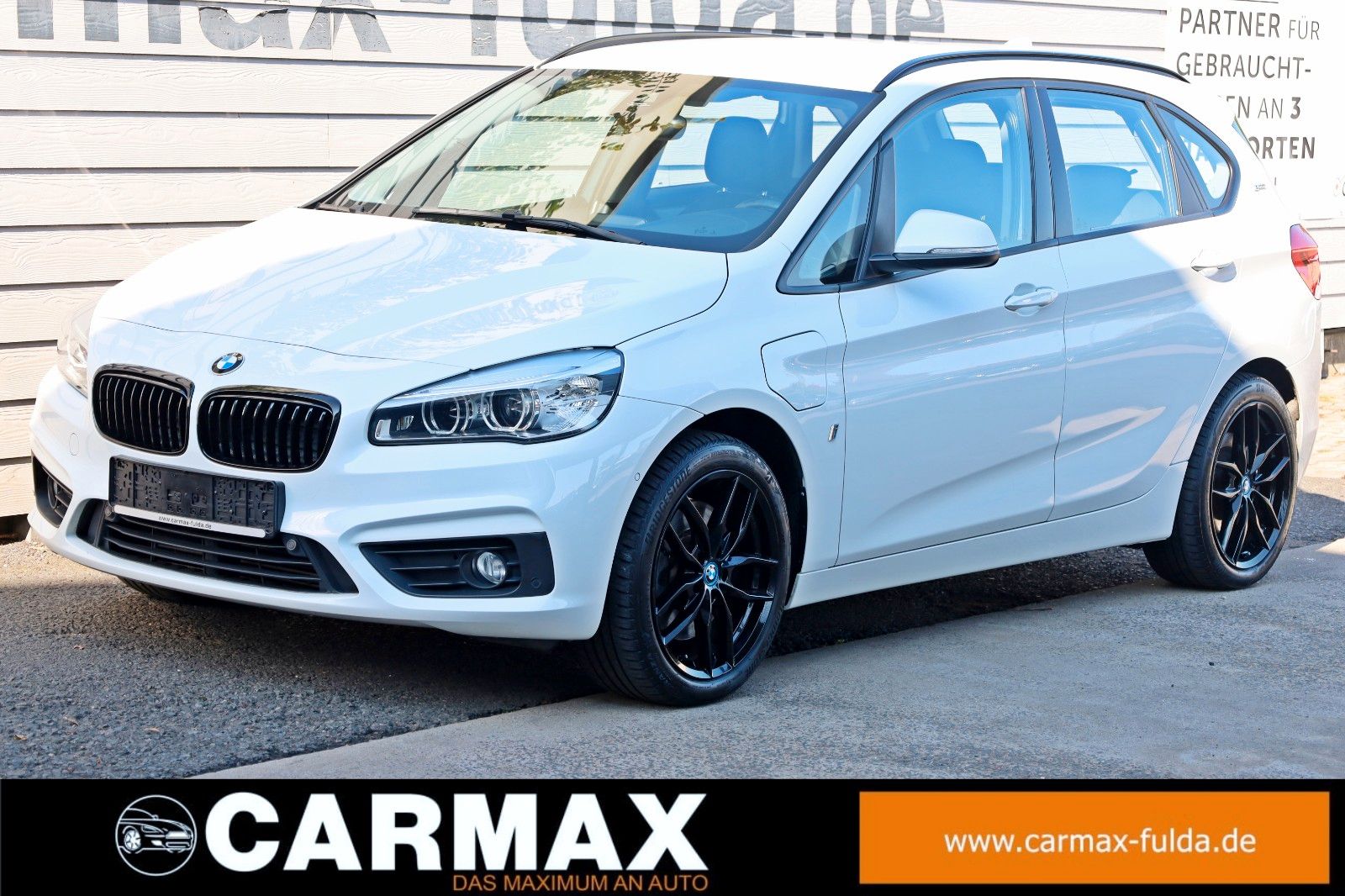 Fahrzeugabbildung BMW 225xe Active Tourer Advantage Navi,LED,SH,PDC