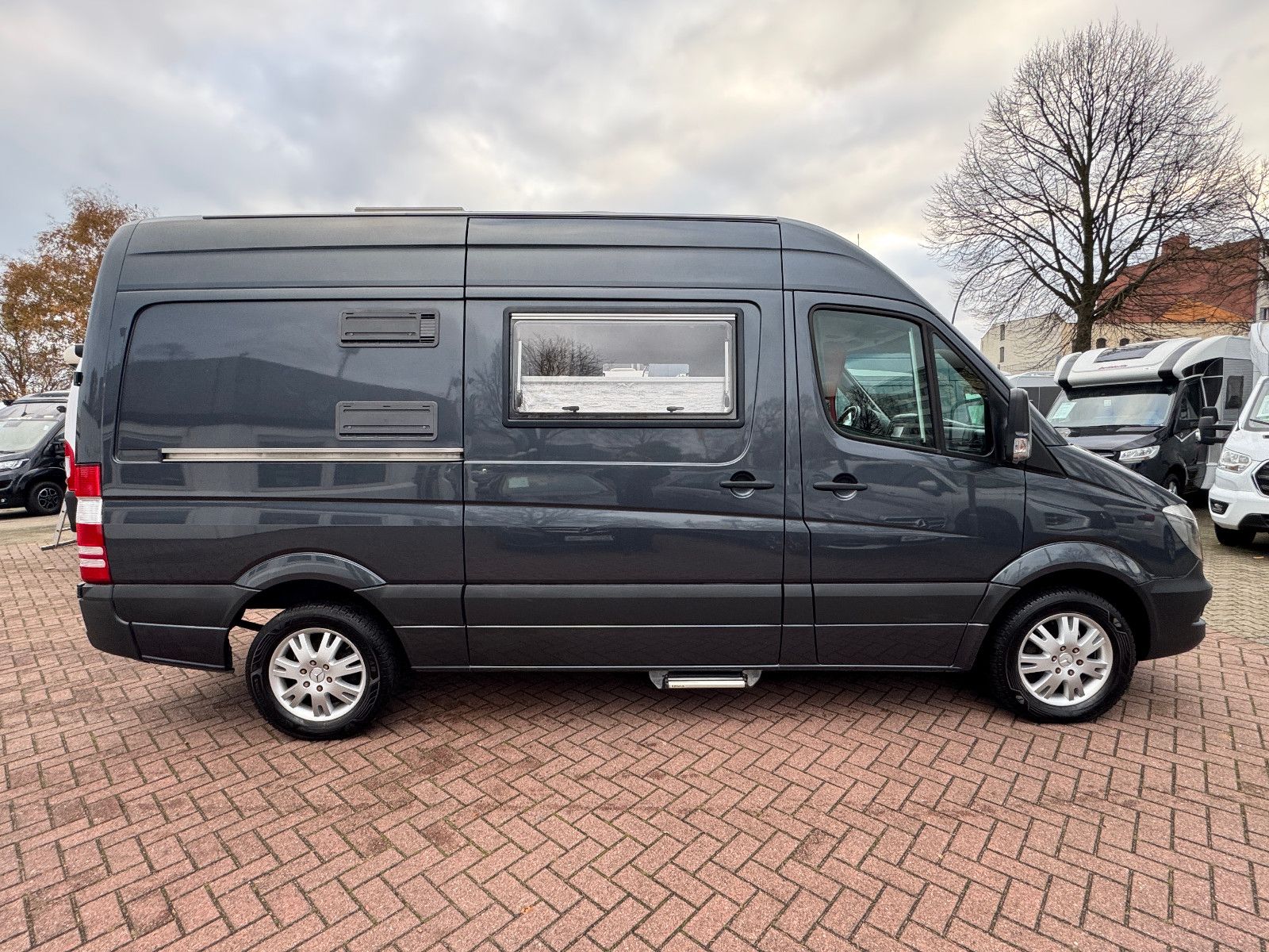 Fahrzeugabbildung La Strada REGENT S MERCEDES SPRINTER 7G-TRONIC SOLAR 1HAND