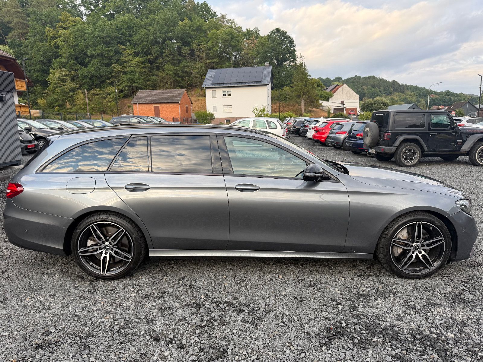 MERCEDES-BENZ E 450 4Matic AMG.Line AHK/KAMERA/LED – Foto 7
