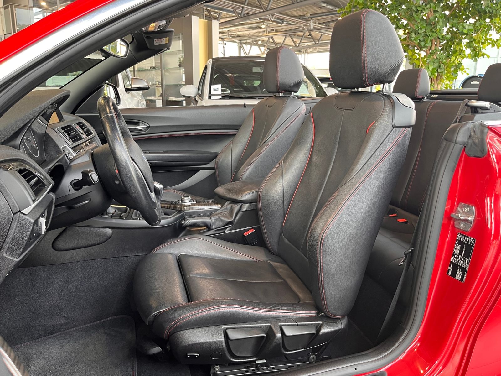 Fahrzeugabbildung BMW 220d Cabrio KLIMA NAVI ALU