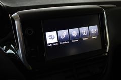 Fahrzeugabbildung Peugeot 208 1.2 Active PureTech Klimaautomatik 2.Hand