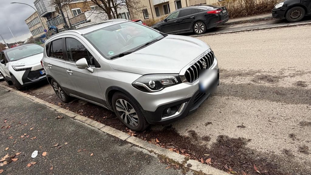 Image of Suzuki SX4