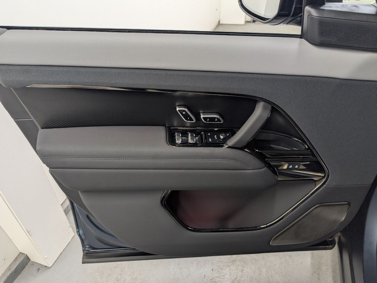 LAND ROVER Range Rover Sport P635 SV EDITION TWO Winter AHK – Bild 46