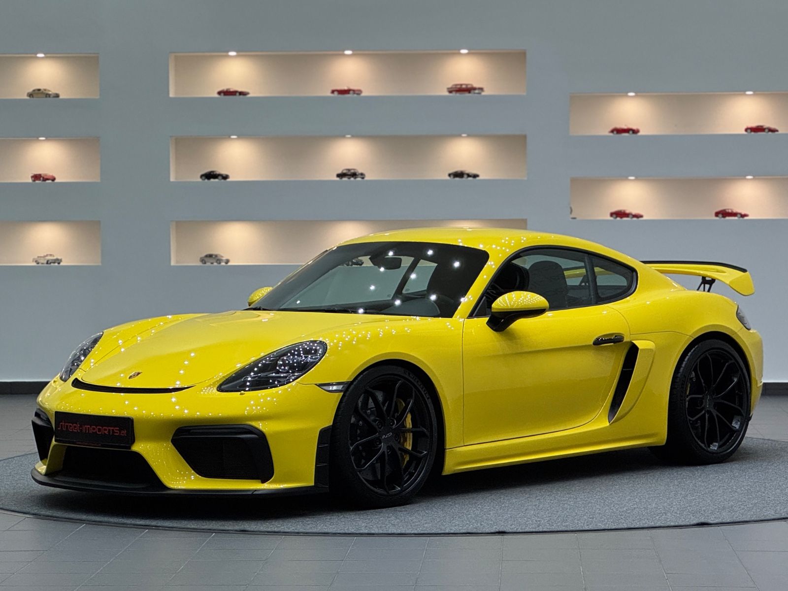 Porsche GT4 Manthey Racing *Keramik* RacingGelb*APPROVED