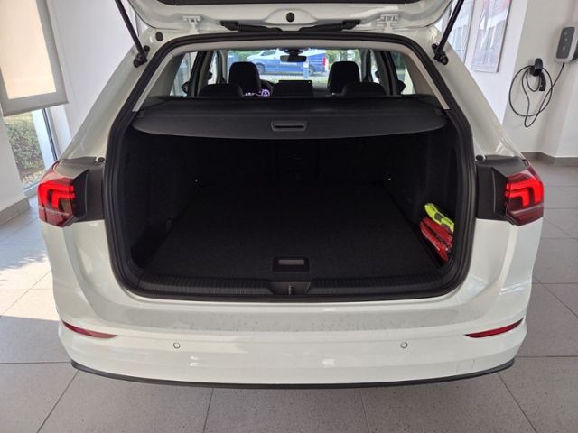 Golf VIII Variant Life 1.5 TSI LED APP ACC CLI P